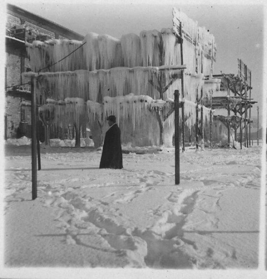 Eisgalgen im Allgäu