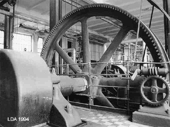 Die Kompressionsmaschine zur Eiserzeugung von 1913/14